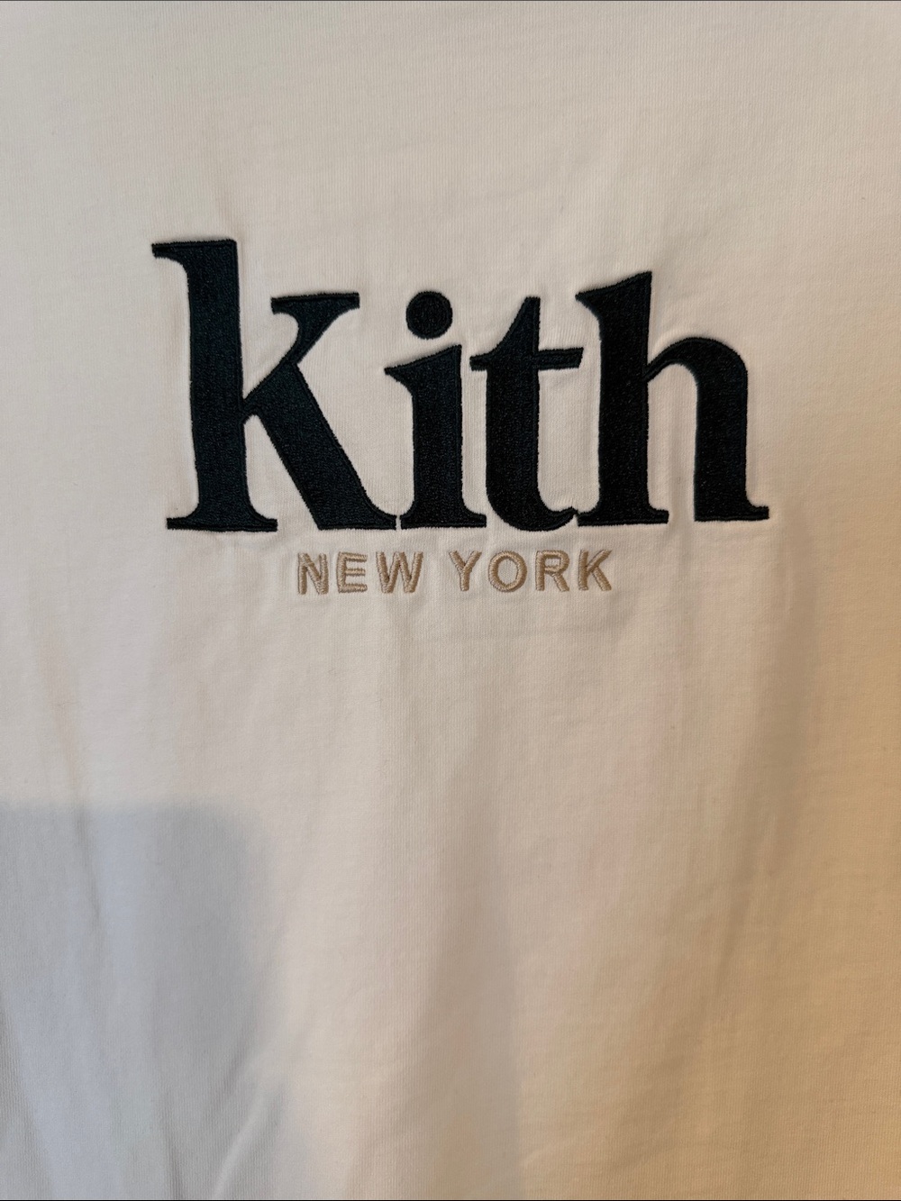 Kith White Tee with Black Logo size S - Picture 2 of 3